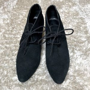 DONATED
✨ HOST PICK ✨ Franco Sarto Booties size 8